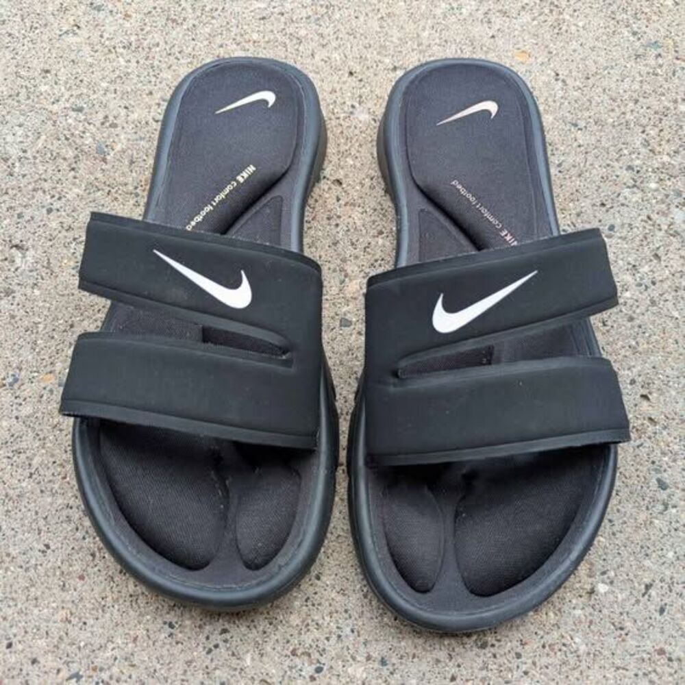 Woman's Nike Comfort Slides - sz 8